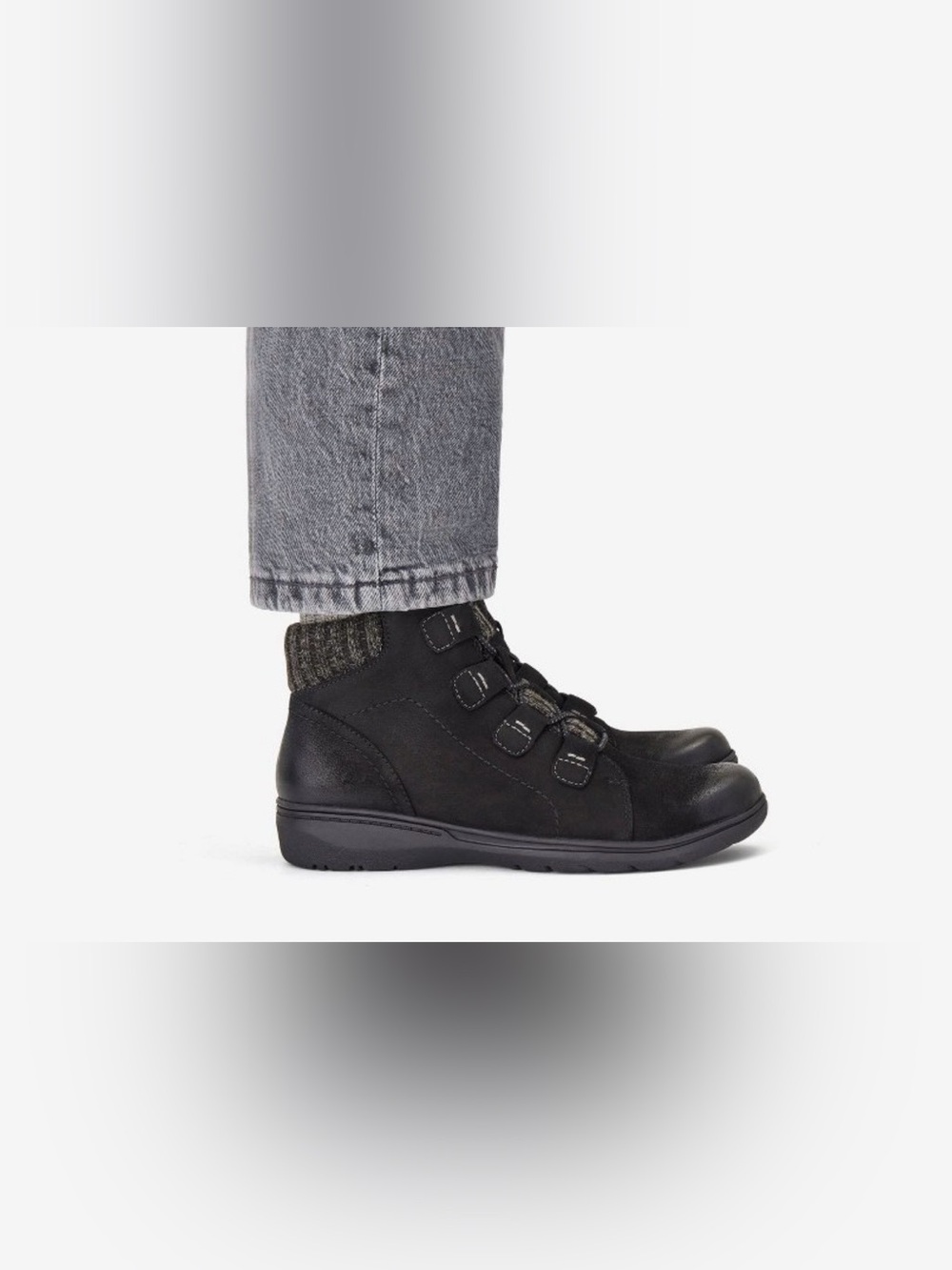 Clarks Black Lace-Up Ankle Boots with Knit Collar Size 7